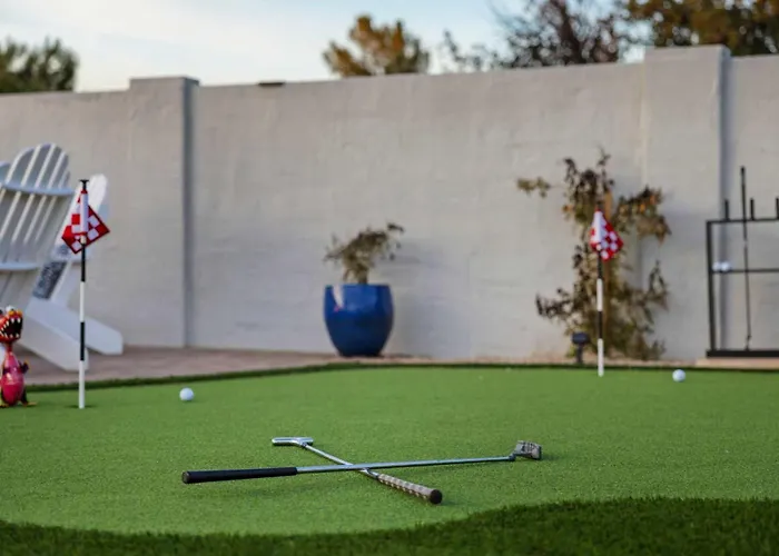 Holiday home Desert Willow - Pool Pickleball Basketball Court Firepit & Putting Scottsdale
