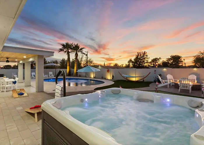 Holiday home Desert Willow - Pool Pickleball Basketball Court Firepit & Putting Scottsdale